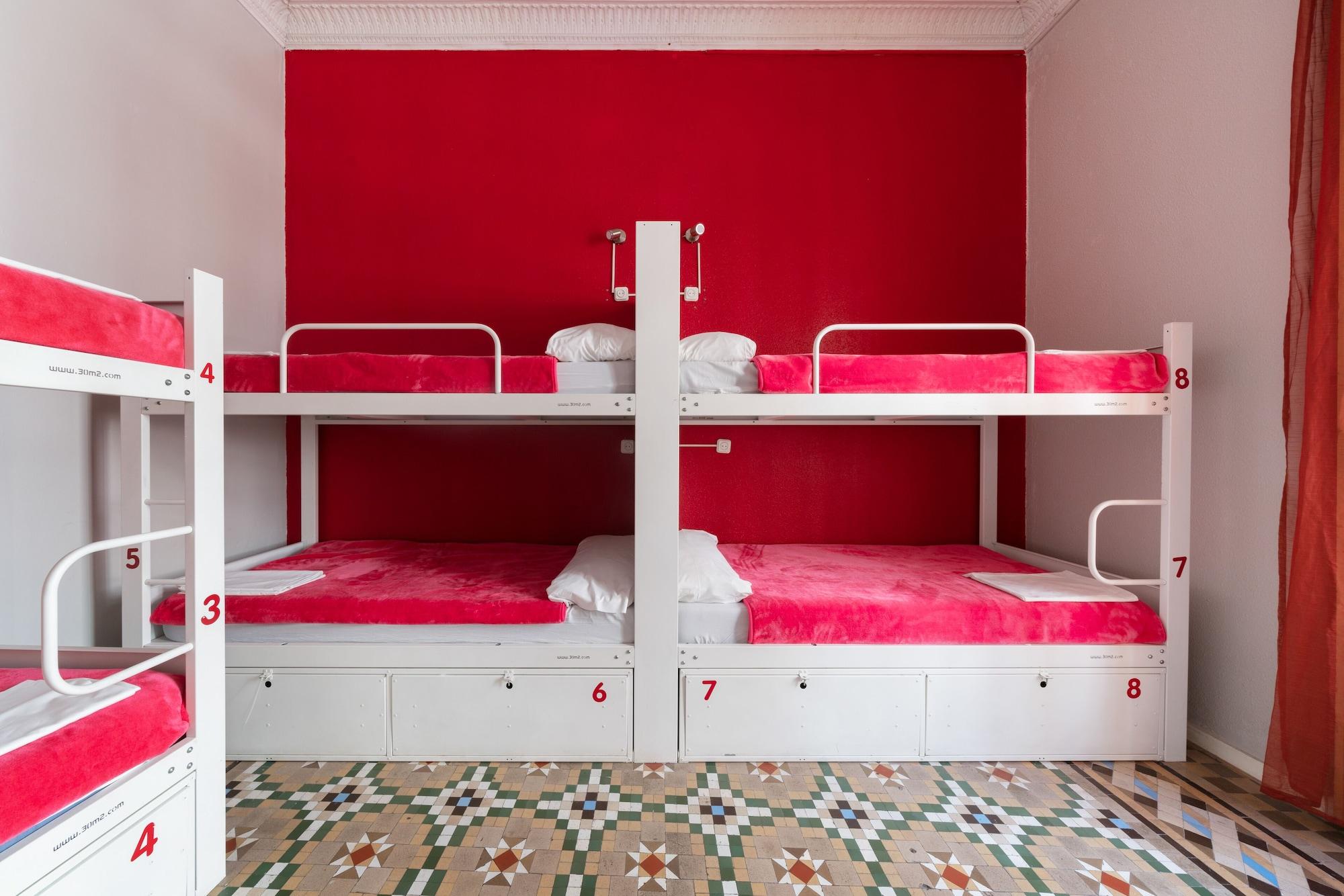 Red Nest Hostel Valensiya Dış mekan fotoğraf
