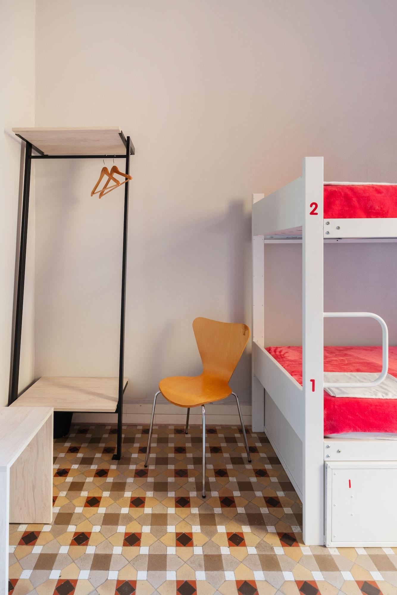 Red Nest Hostel Valensiya Dış mekan fotoğraf