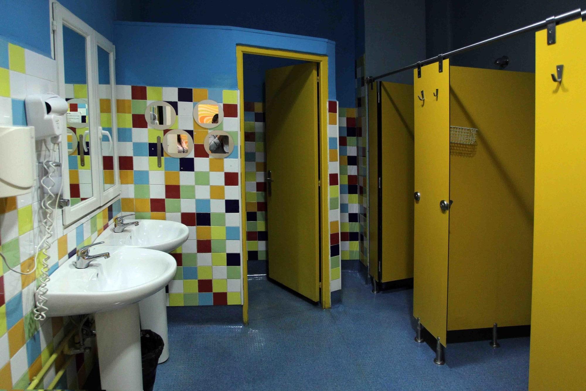 Red Nest Hostel Valensiya Dış mekan fotoğraf